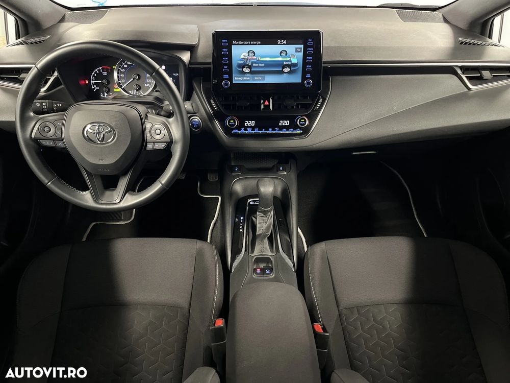 Toyota Corolla 1.8 Business Edition - 13