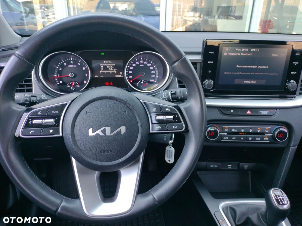 Kia Ceed 1.5 T-GDI M - 13