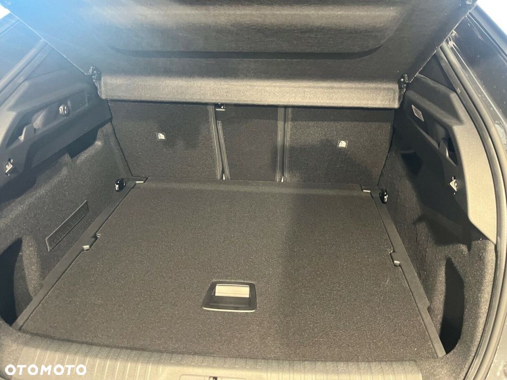 Peugeot 3008 1.2 PureTech mHEV Allure e-DCS6 - 12