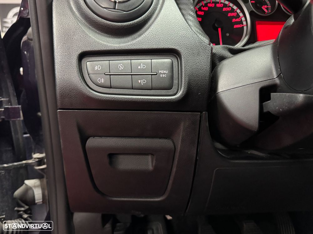 Alfa Romeo MiTo - 17