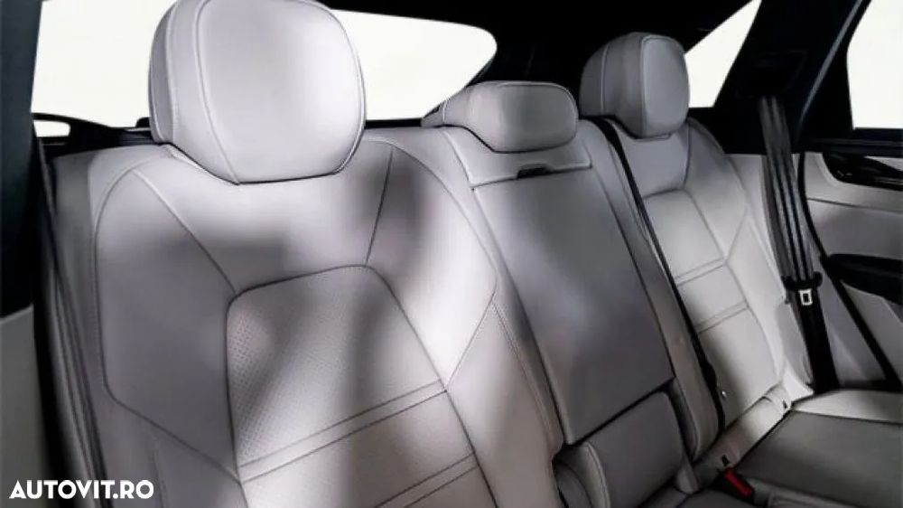 Porsche Cayenne S - 25