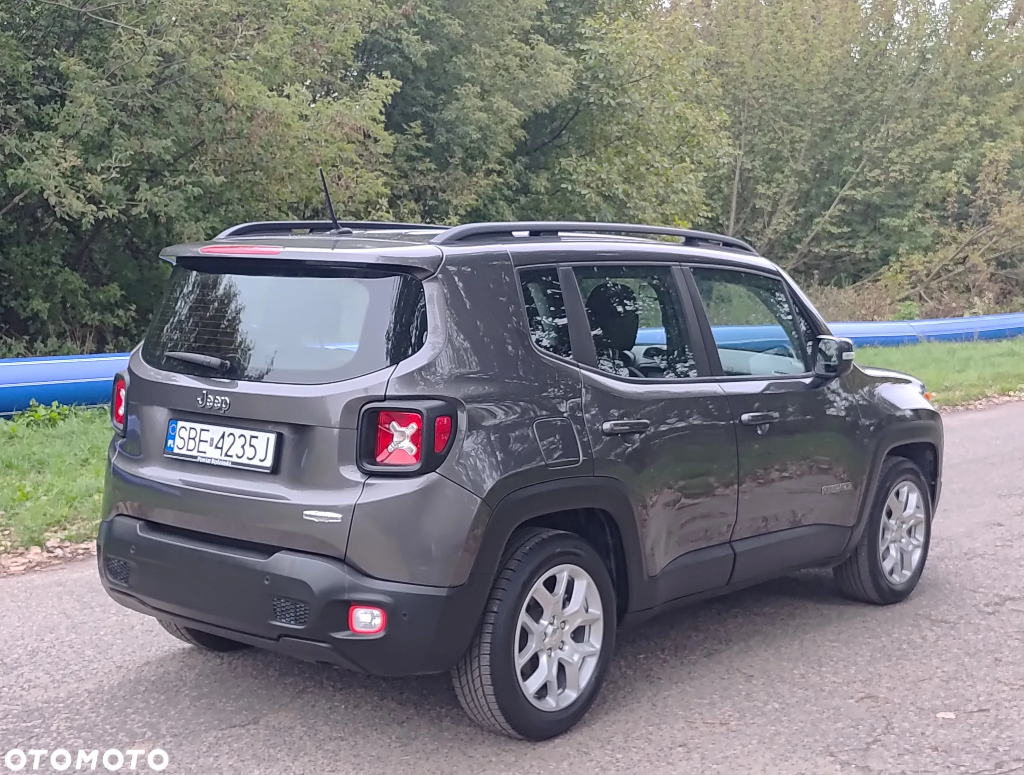 Jeep Renegade 1.4 MultiAir Longitude - 4