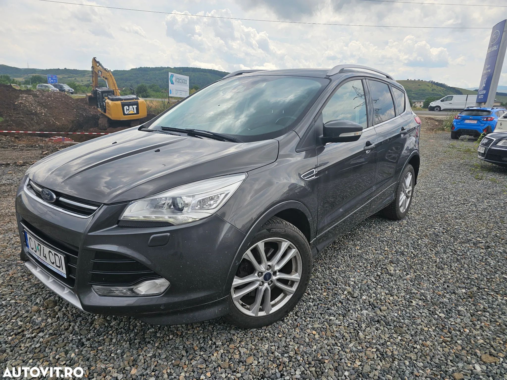 Ford Kuga 2.0 TDCi 2x4 Titanium - 1