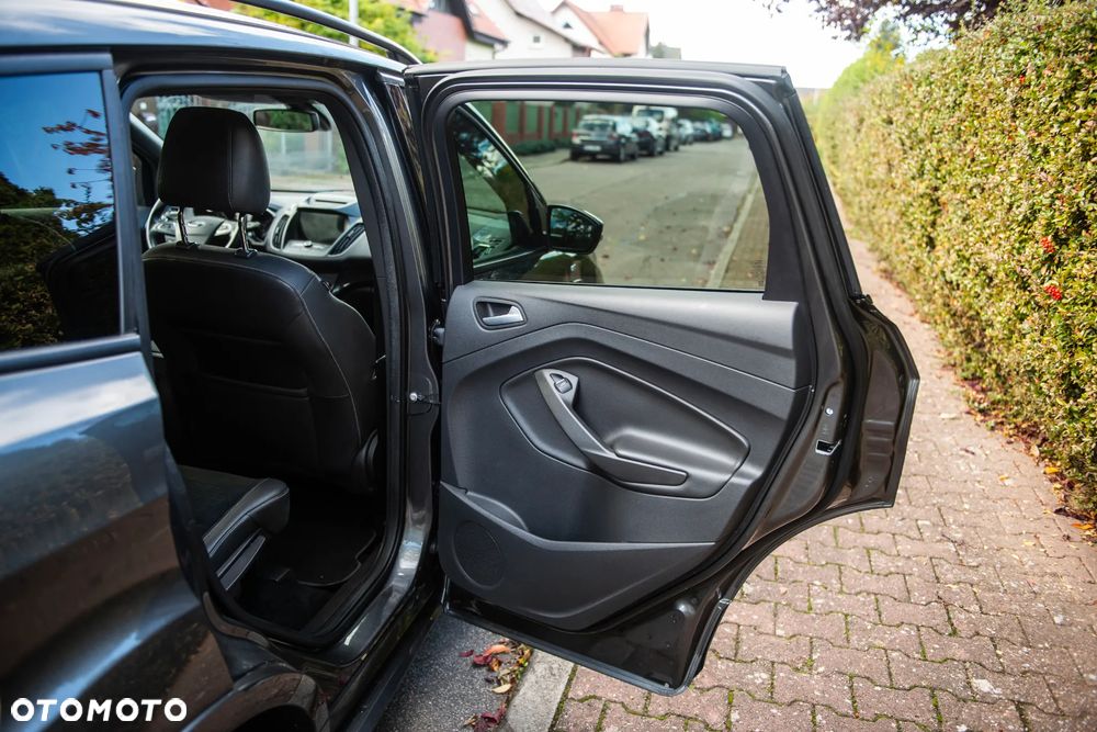 Ford Kuga 1.5 EcoBoost FWD ST-Line ASS - 24