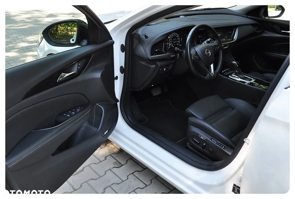 Opel Insignia 2.0 T Business Elegance S&S - 3