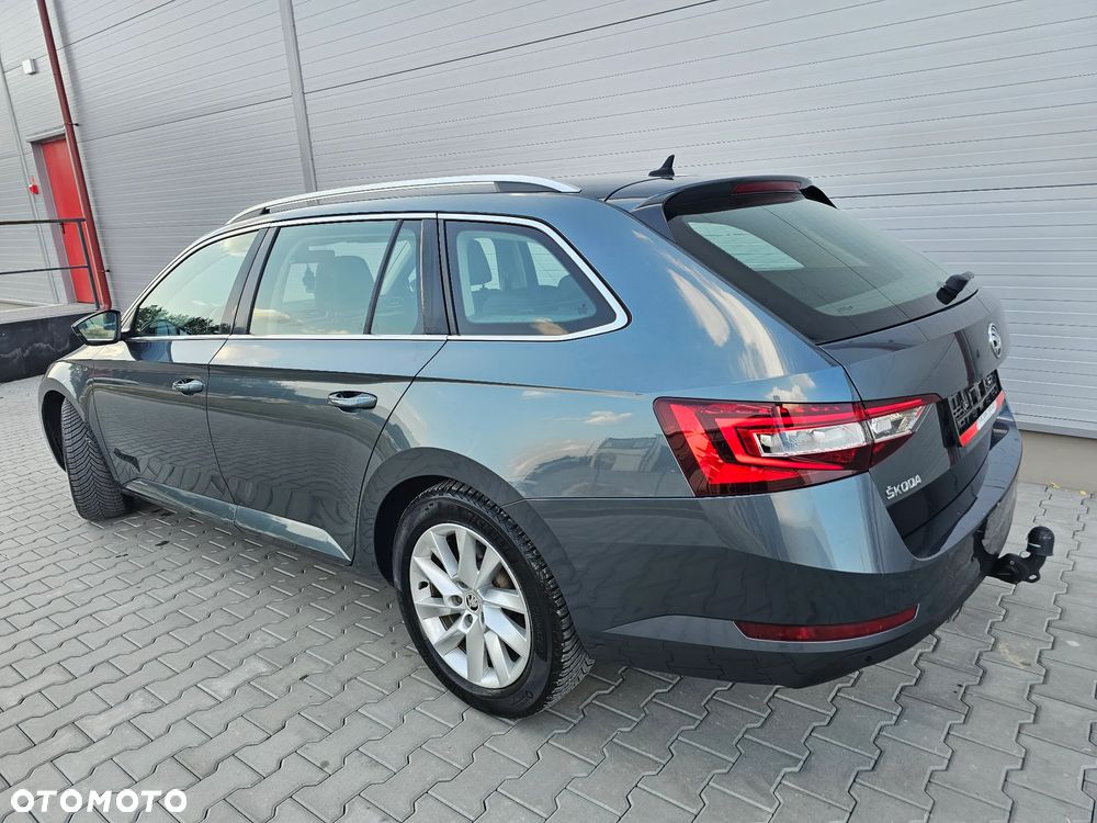 Skoda Superb 1.6 TDI DSG Style - 5