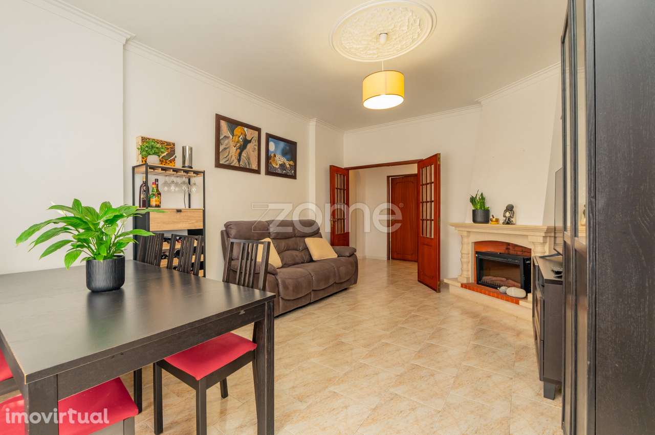 Apartamento T3 na Torre da Marinha, Seixal - Grande imagem: 2/22