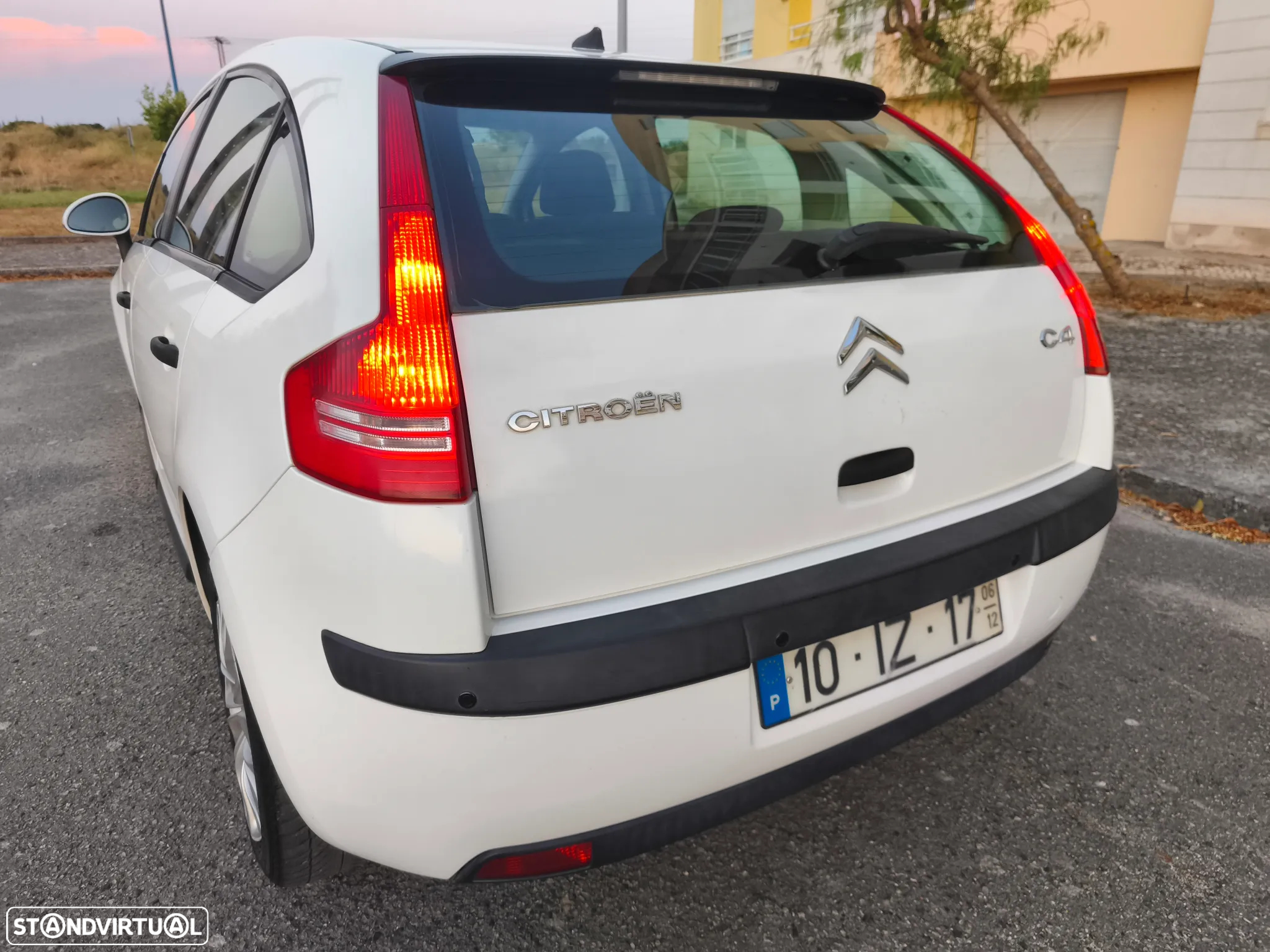 Citroën C4 1.6 HDi Style - 4
