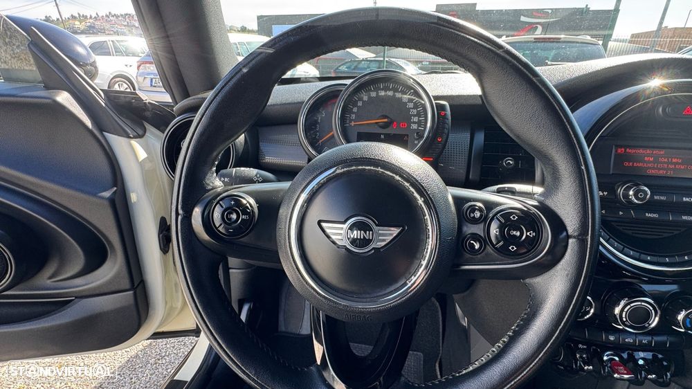 MINI 3 Portas Cooper D - 26