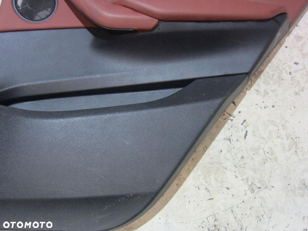 BMW X3 F25 BOCZEK TAPICERKA DRZWI PRAWYCH TYLNYCH TYŁ ROTBRAUN 7279938 - 7