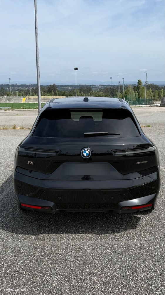 BMW iX xDrive 40 Pack Desportivo - 4