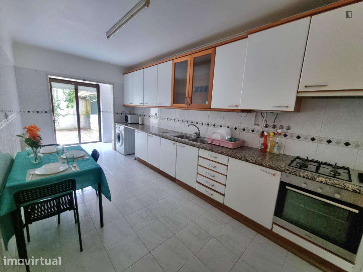 Quarto - localizado em Sintra Lisbon - Grande imagem: 3/27