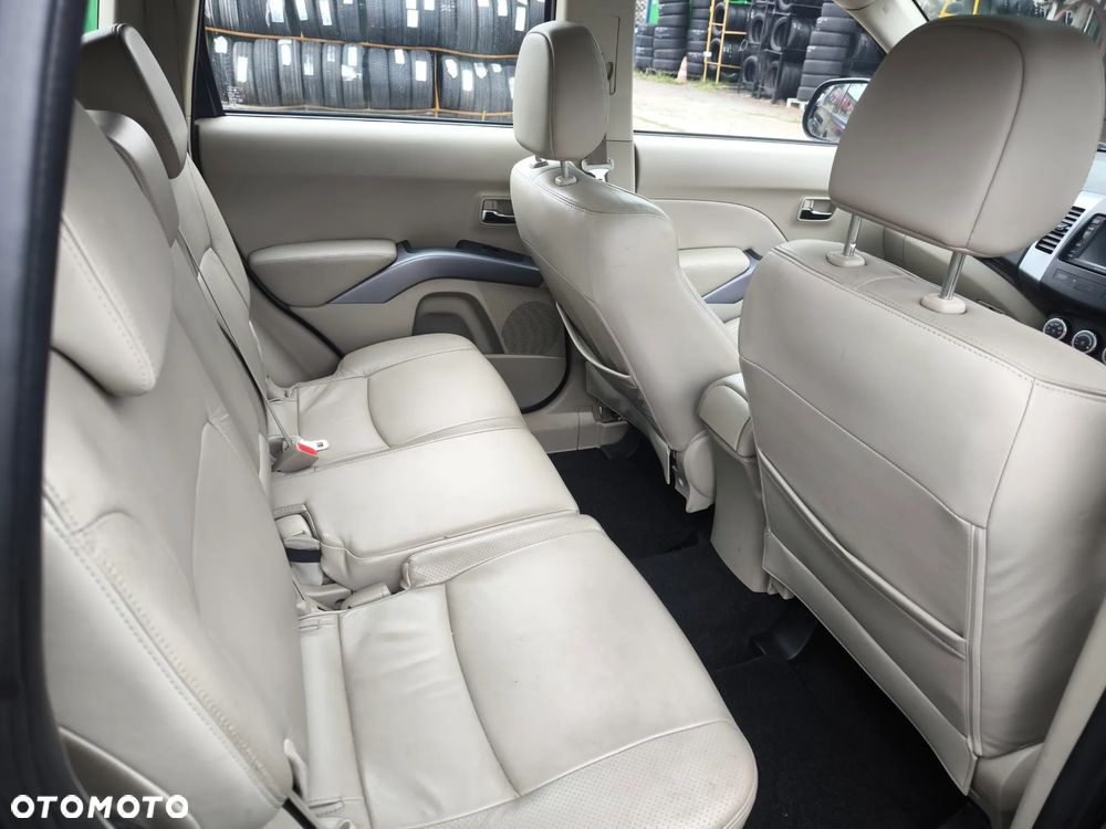 Mitsubishi Outlander 2 2.0 DID 140km NA CZĘŚCI ! poszczególne części 4x4 Turbo Diesel Małopolska Śląsk - 16