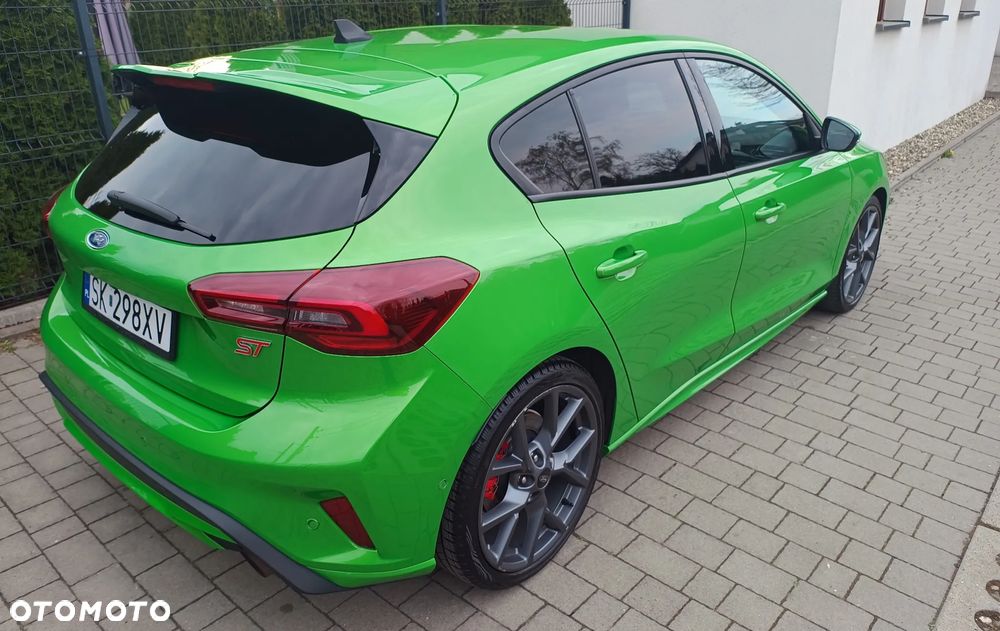 Ford Focus 2.3 EcoBoost ST X - 19