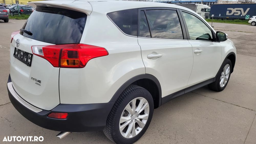 Toyota RAV4 2.2 D-4D 4x4 - 6