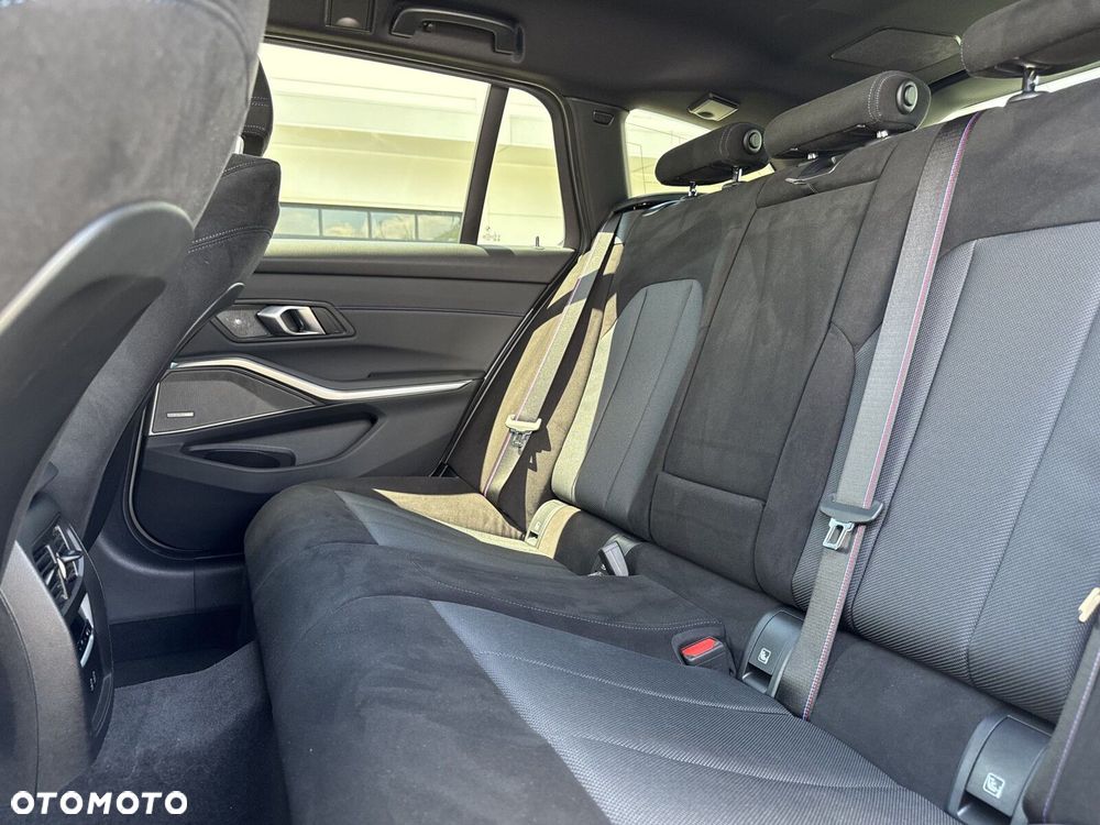 BMW Seria 3 320d xDrive mHEV M Sport - 20