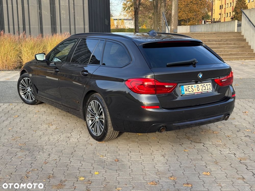 BMW Seria 5 518d Sport Line sport - 11