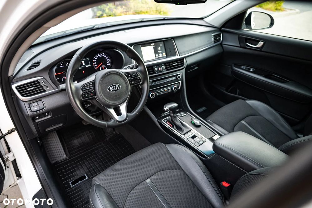 Kia Optima 1.7 CRDI L DCT - 10