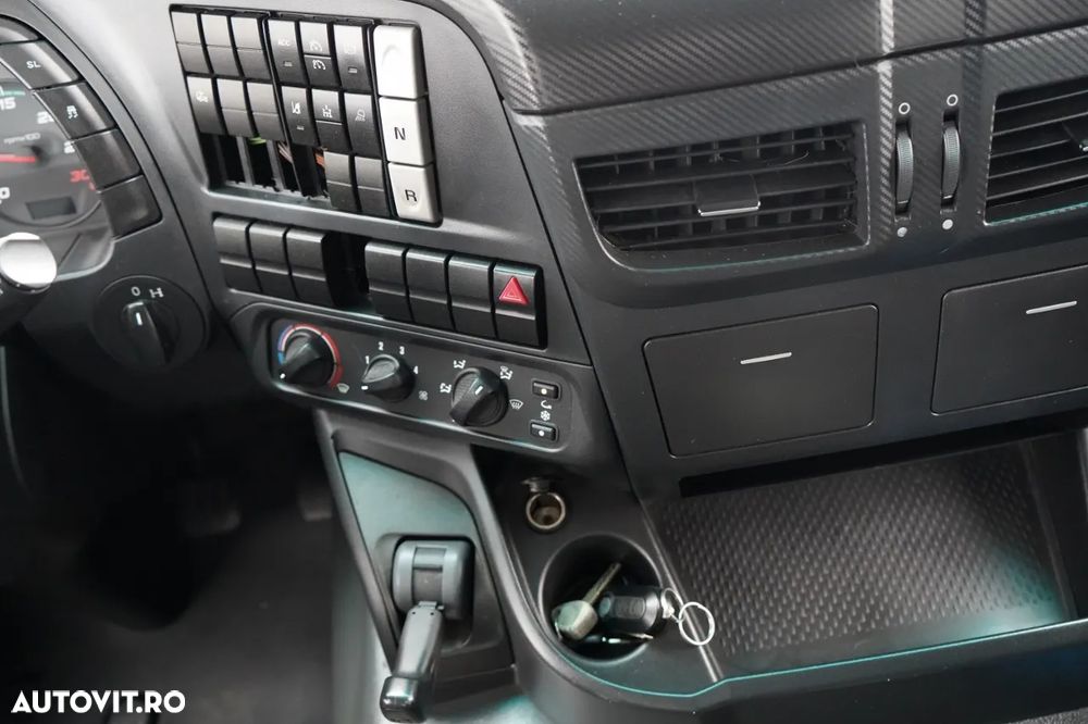 Iveco STRALIS 310 / TRANSMISIE - 8 M / 4x2 / EURO 6 - 29