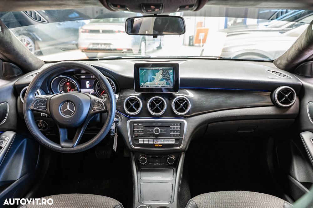 Mercedes-Benz CLA 180 d Shooting Brake 7G-DCT - 5