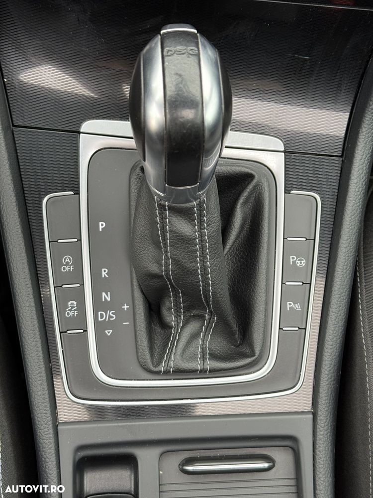 Volkswagen Golf 2.0 TDI DSG GTD - 9