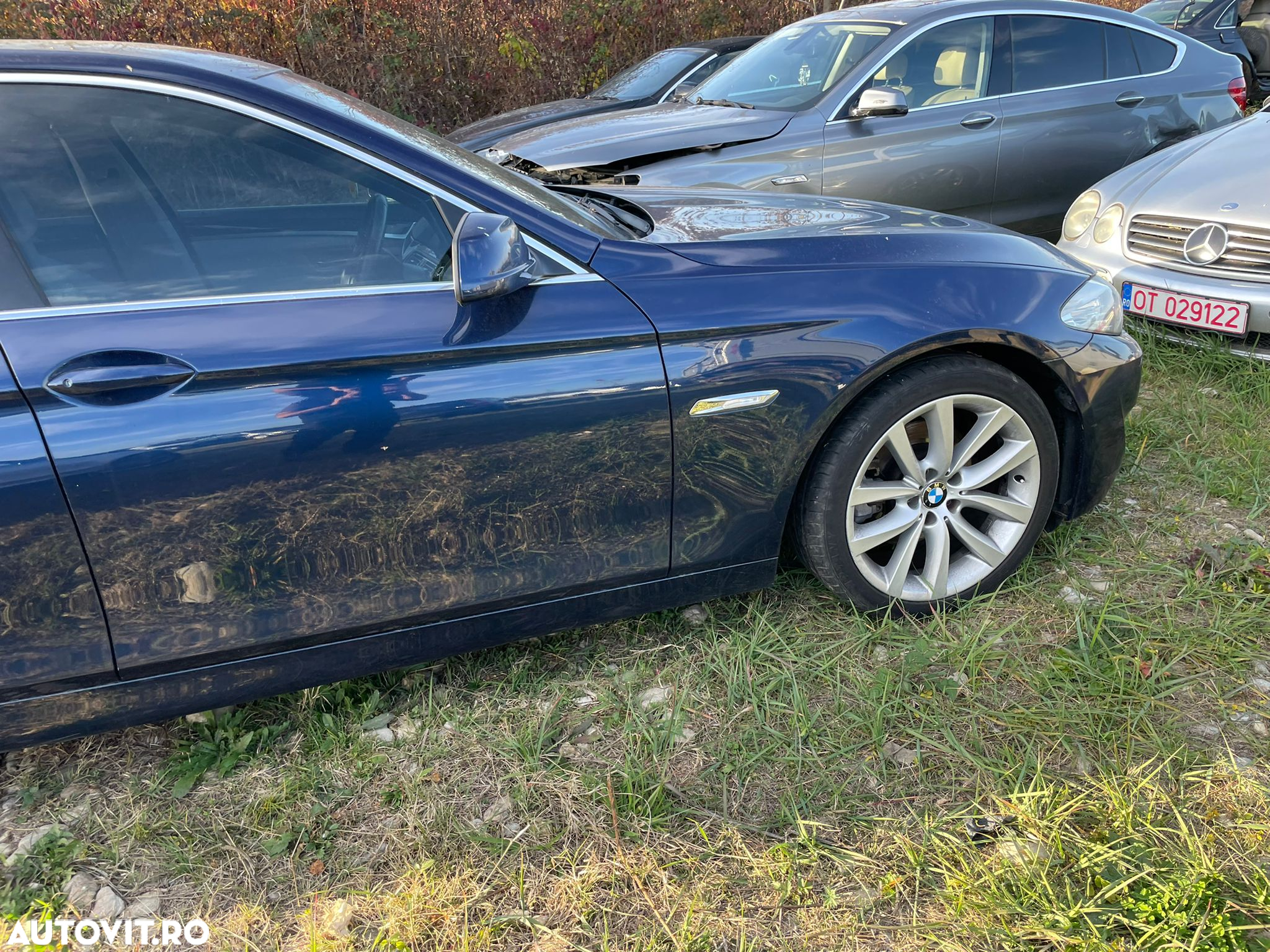 Bara fata cu senzori de parcare BMW F10 F11 Berlina Albastru far trager tragar calandru 520d 525d 530d 530xd - 4