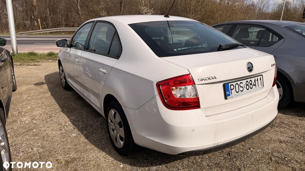 Skoda RAPID 1.6 TDI DPF Ambition - 6