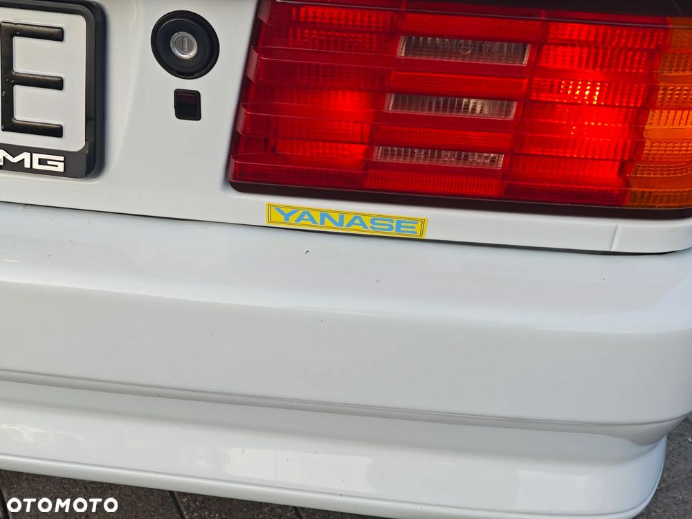 Mercedes-Benz SL - 13