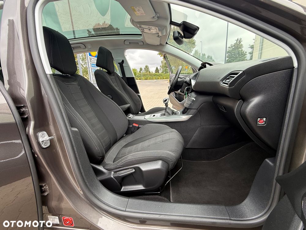 Peugeot 308 BlueHDi 150 Stop & Start Business-Line - 29
