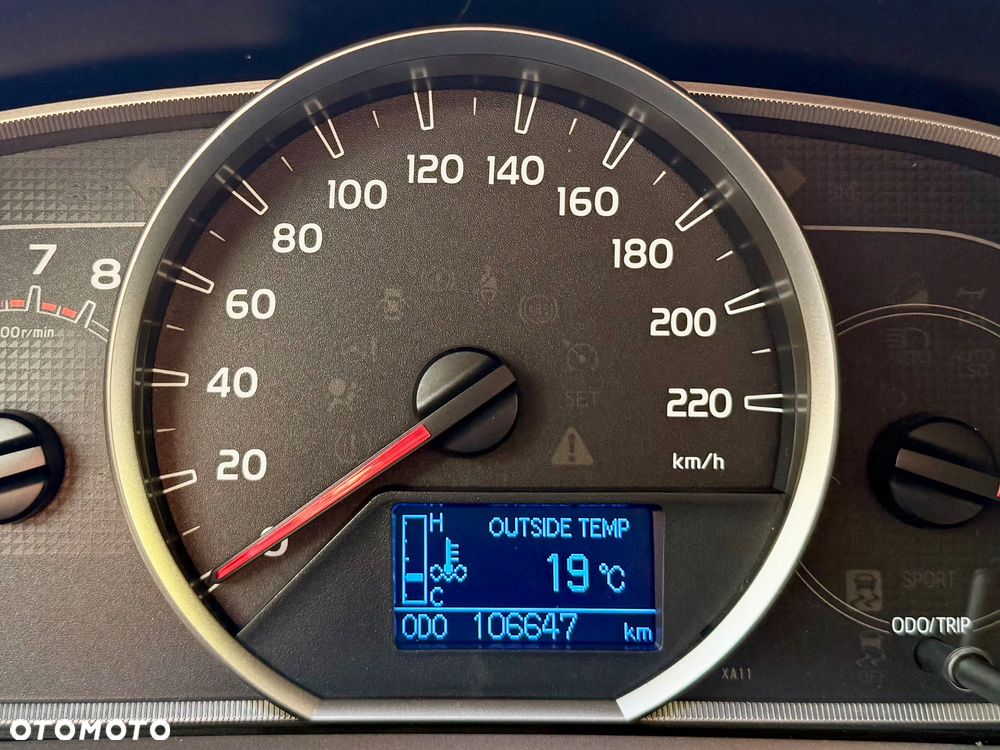 Toyota RAV4 2.0 Premium 4x4 - 4
