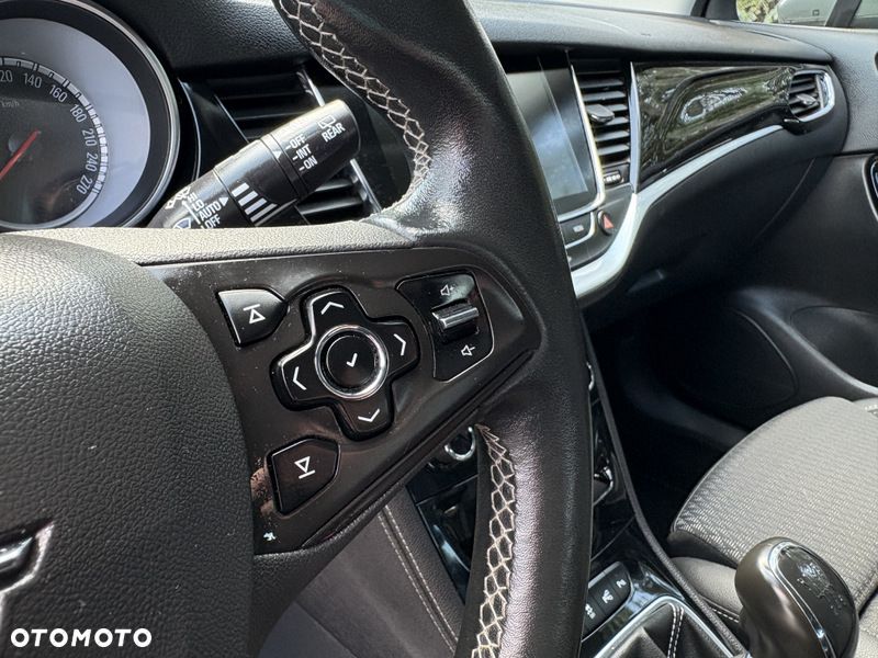 Opel Astra 1.4 Turbo Innovation - 22