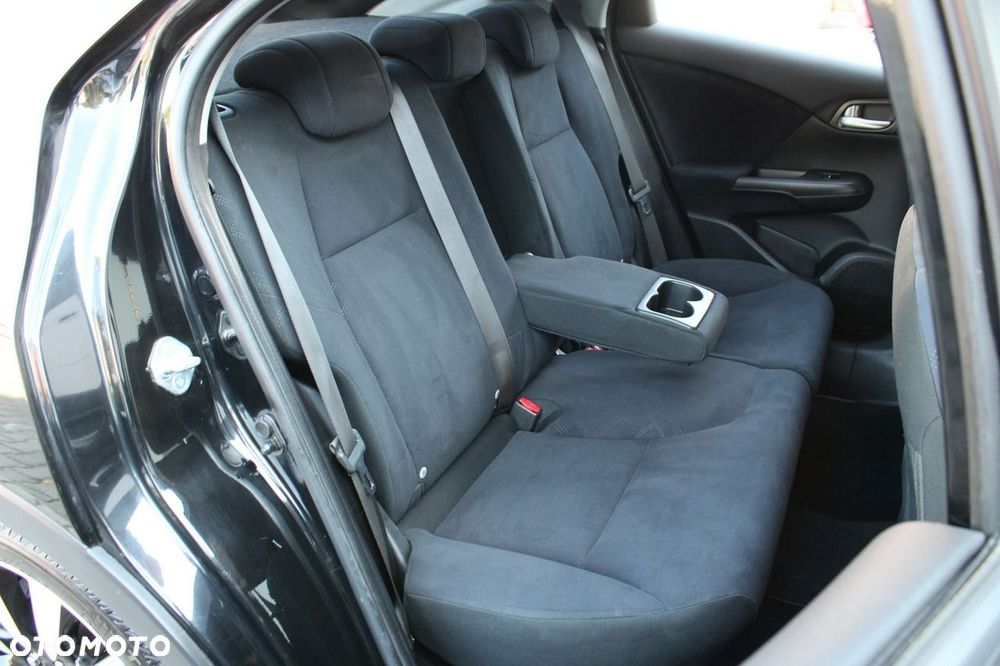 Honda Civic 1.8 Sport - 12