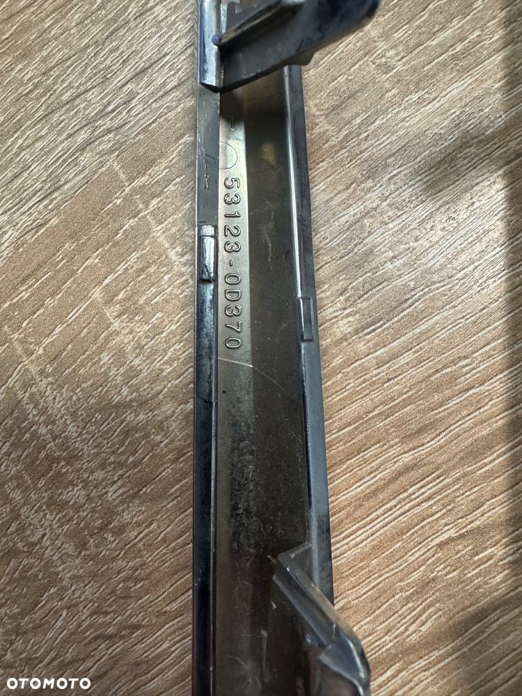 Toyota Yaris 16- listwa chrom zderzak - 3