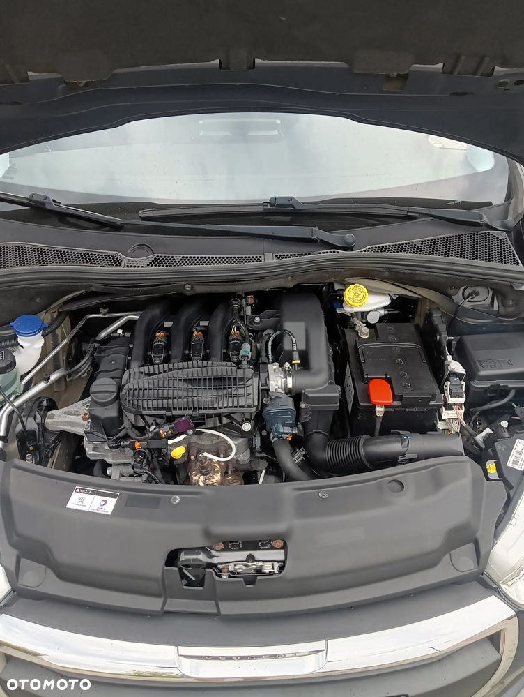 Peugeot 208 1.2 VTi Allure - 7
