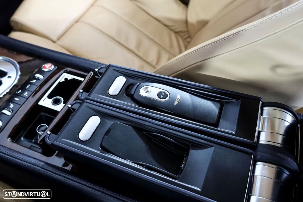 Bentley Continental GT - 13