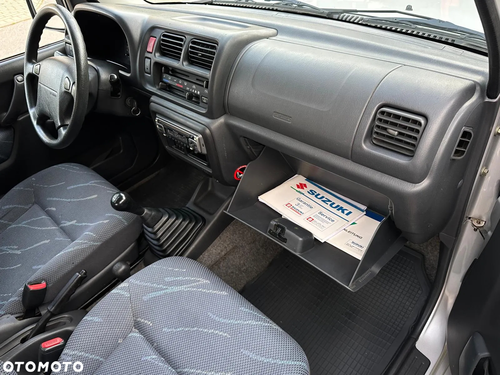 Suzuki Jimny 1.3 - 9