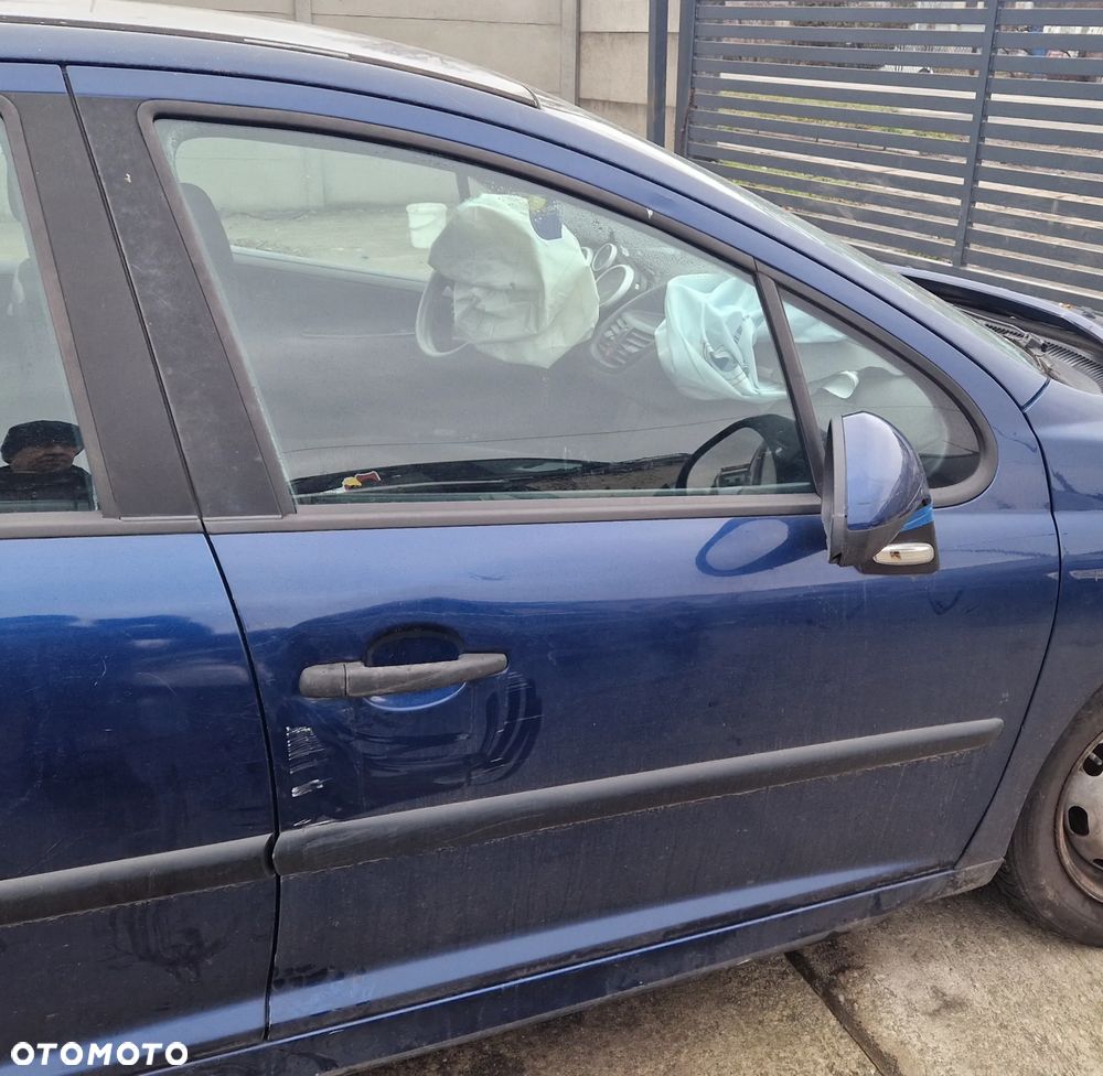 PEUGEOT 207  DRZWI PRAWY PRZÓD - 1