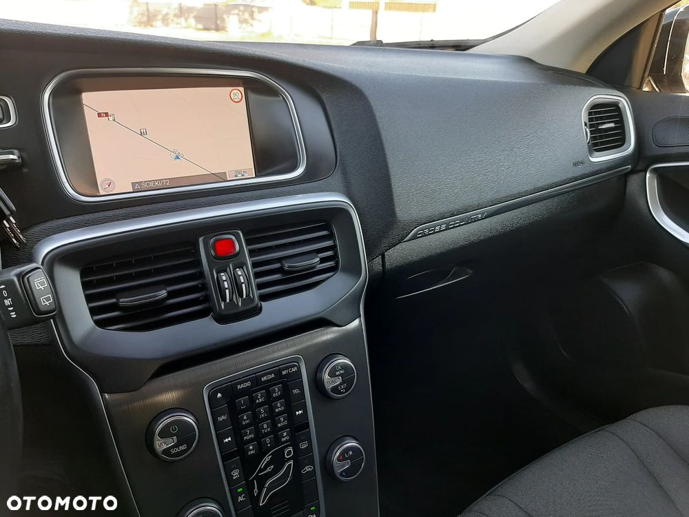 Volvo V40 Cross Country 2014