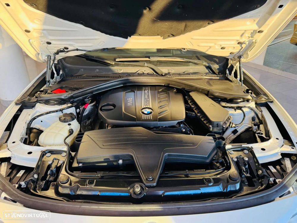 BMW 320 d Sport Line - 55