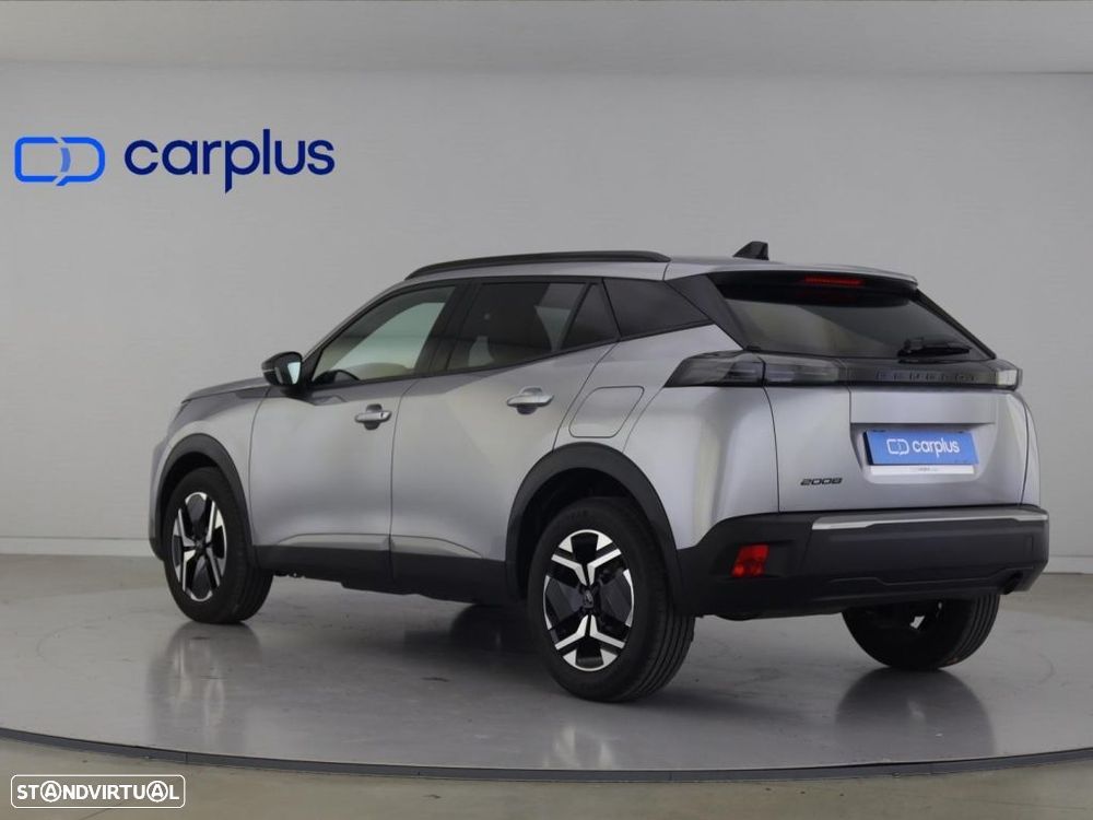 Peugeot 2008 1.2 PureTech Allure — fotografia 5