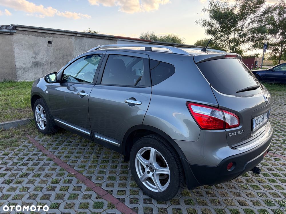 Nissan Qashqai - 9