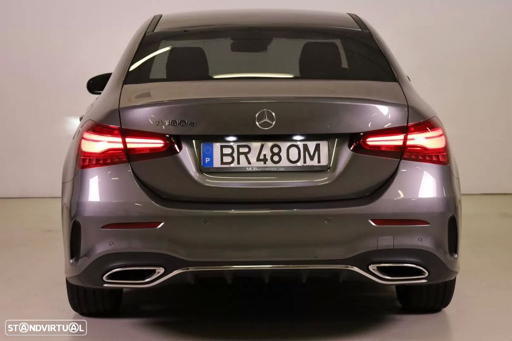 Mercedes-Benz A 180 Limousine d AMG Line Aut. - 15