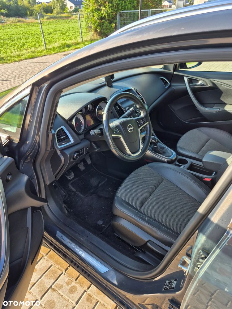 Opel Astra 1.7 CDTI Cosmo - 8