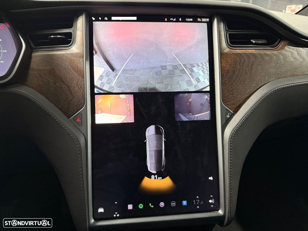 Tesla Model X 100D - 19