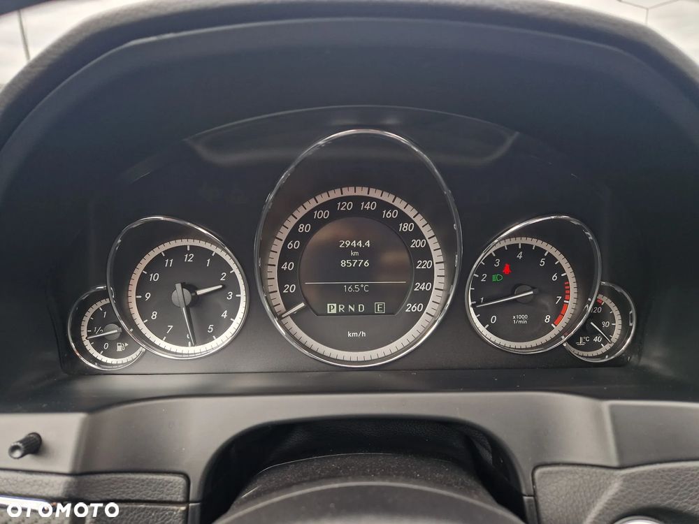 Mercedes-Benz Klasa E - 14