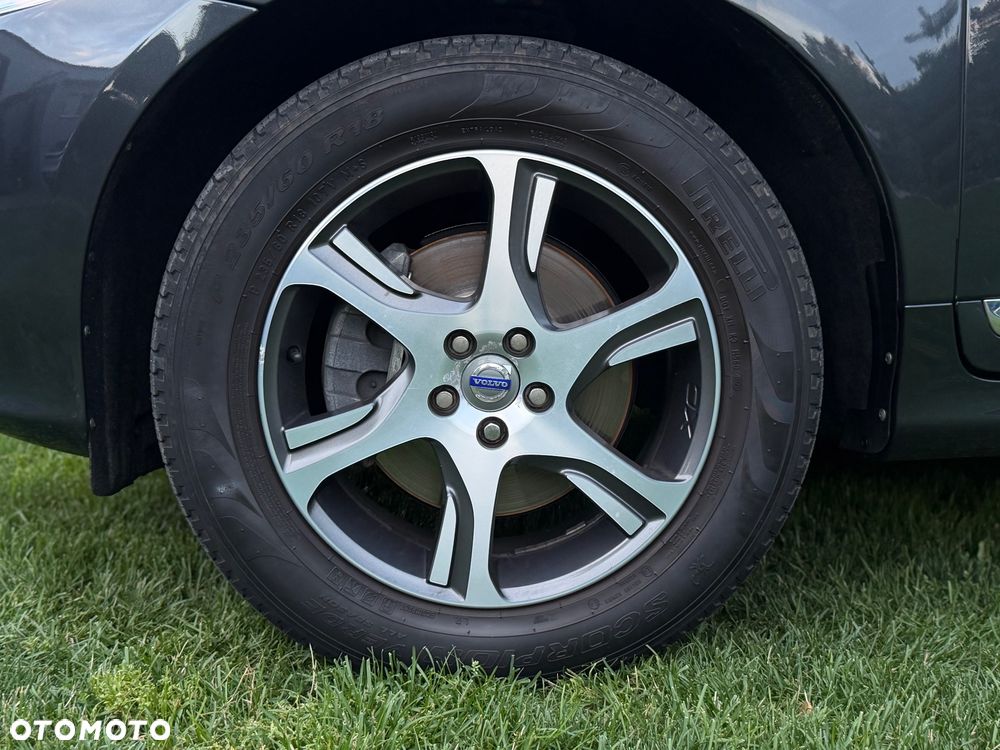 Volvo XC 60 D4 Drive-E Momentum - 6