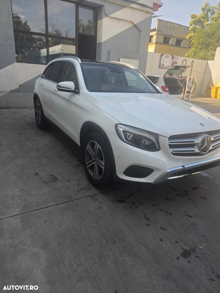 Mercedes-Benz GLC - 1