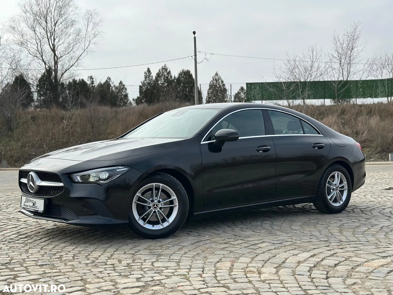 Mercedes-Benz CLA 180 d 7G-DCT - 4