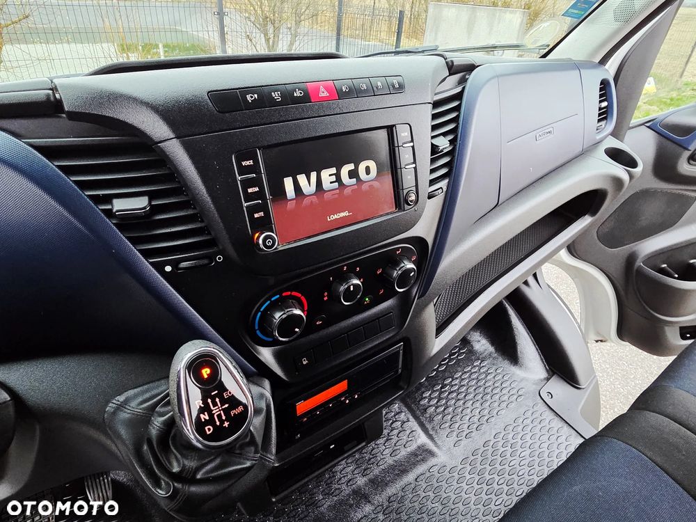 Iveco DAILY BLIŹNIAK 3.0 180PS 50C18 MOŻLIWY KREDYT LEASING WARSZTAT ŻURAW - 16
