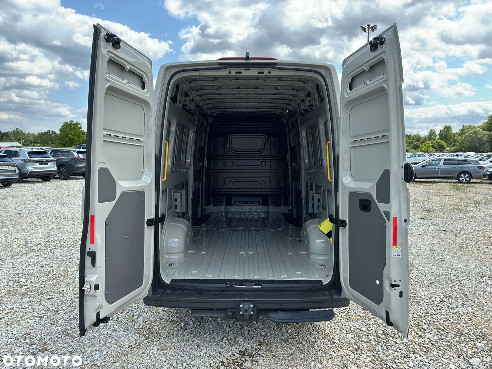 Volkswagen Crafter 35 Furgon L4H3, 2.0BiTDI 177KM, 4490mm, Wysoki dach, r.o. 4490 - 11